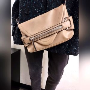 BEIGE CROSSBODY PURSE